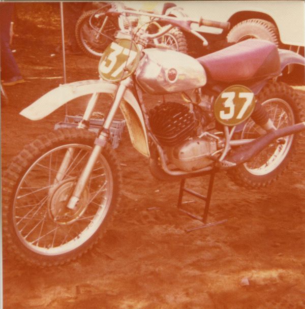 Hyvinkää GP-250 1975 Tehdas CZ